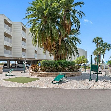 Bay Views From Your Balcony Beach Resort Tampa Bagian luar foto