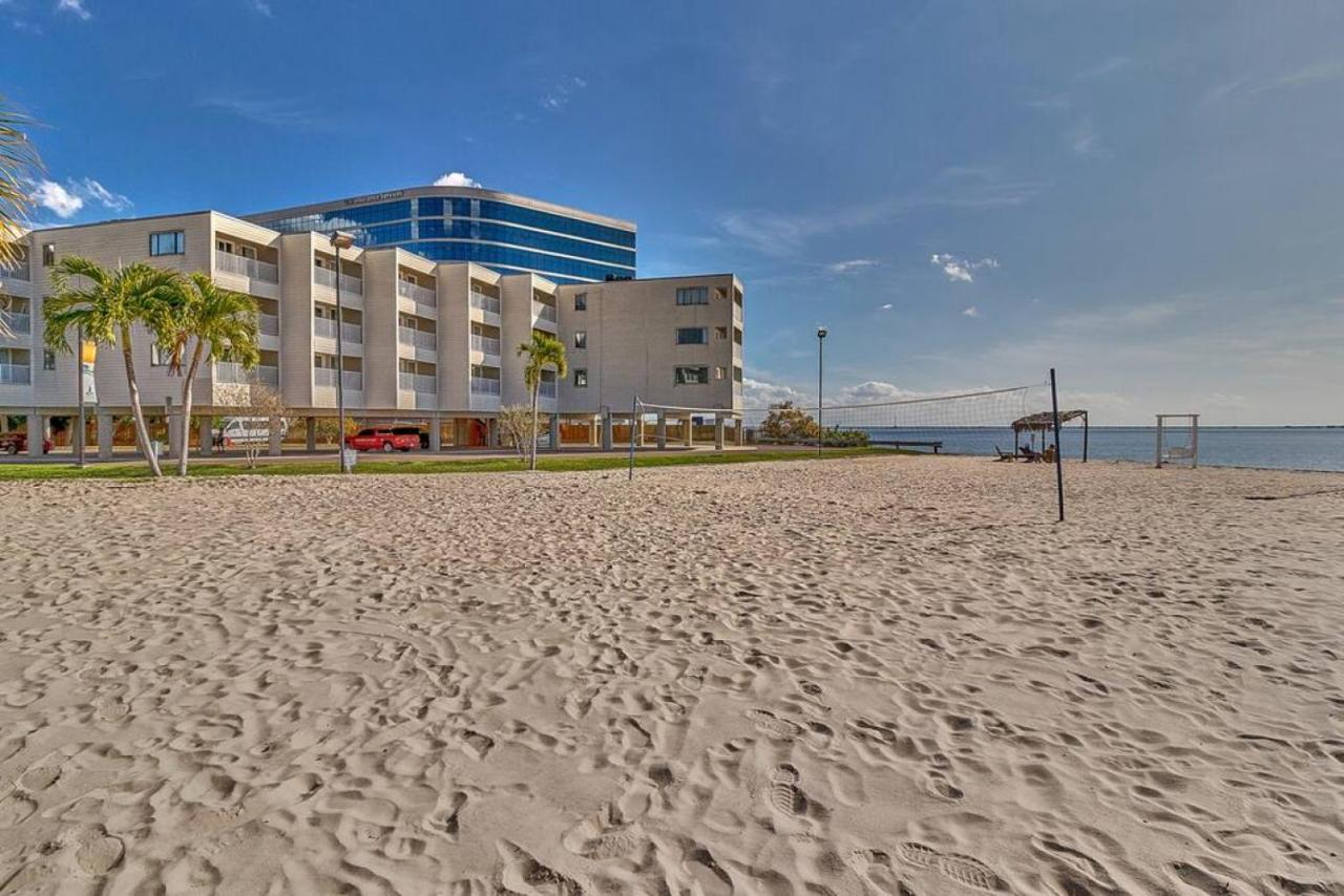 Bay Views From Your Balcony Beach Resort Tampa Bagian luar foto