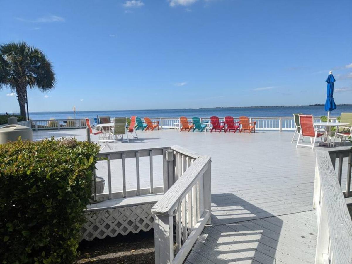 Bay Views From Your Balcony Beach Resort Tampa Bagian luar foto