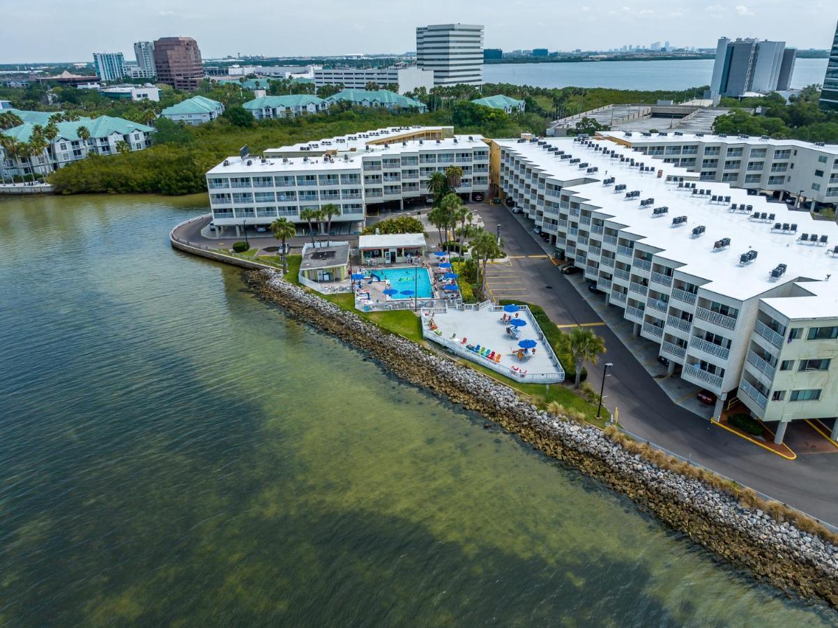 Bay Views From Your Balcony Beach Resort Tampa Bagian luar foto