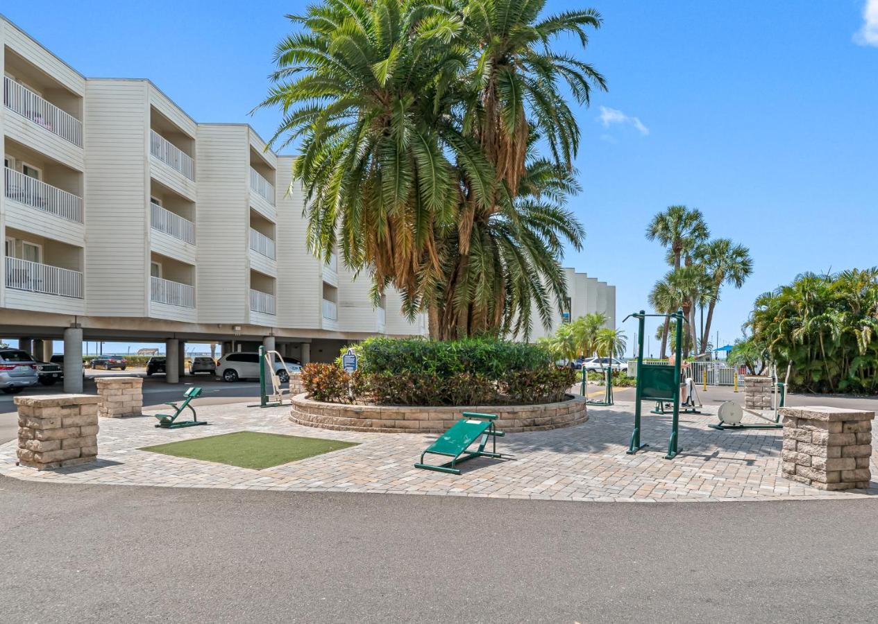 Bay Views From Your Balcony Beach Resort Tampa Bagian luar foto