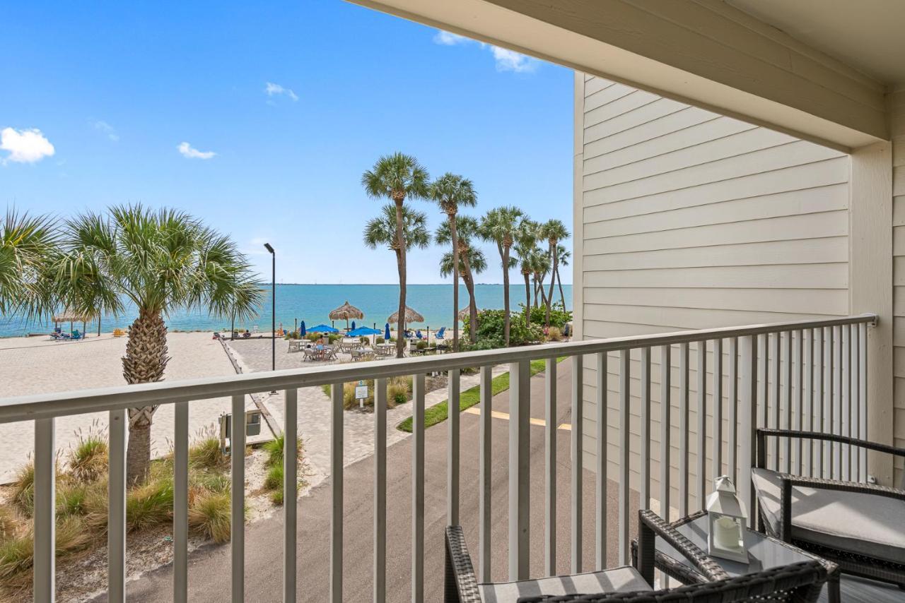 Bay Views From Your Balcony Beach Resort Tampa Bagian luar foto