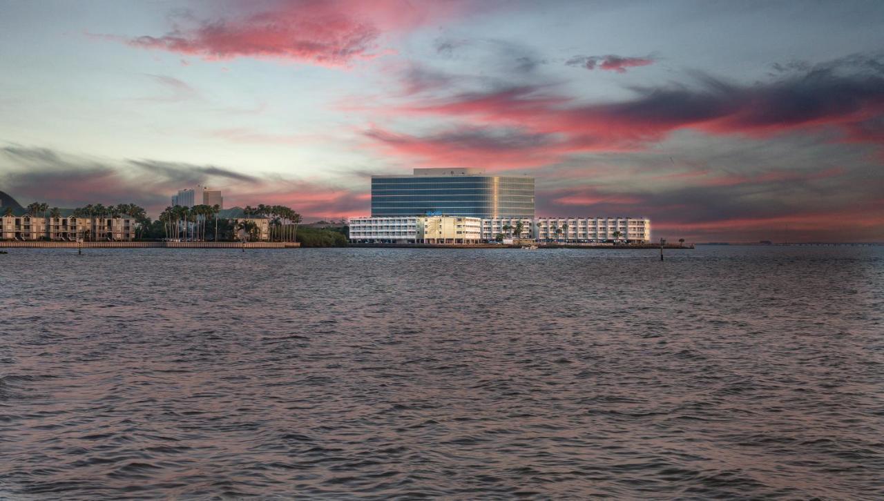 Bay Views From Your Balcony Beach Resort Tampa Bagian luar foto